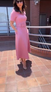 Araksya Karapetyan feet photo thumbnail