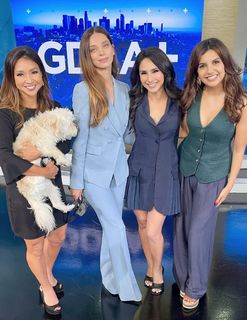 Araksya Karapetyan feet photo thumbnail