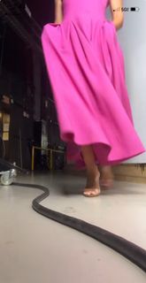 Araksya Karapetyan feet photo thumbnail