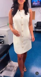 Araksya Karapetyan feet photo thumbnail