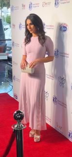 Araksya Karapetyan feet photo thumbnail