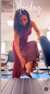 Araksya Karapetyan feet photo thumbnail