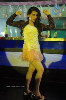 Archana feet photo 19