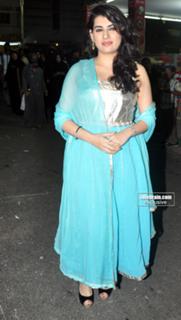 Archana feet photo 3