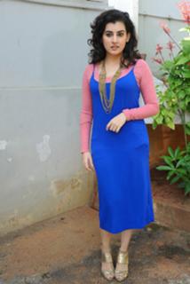 Archana feet photo 2