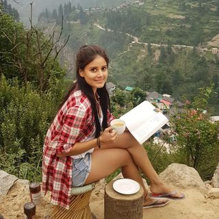 Archana Gupta feet photo 7