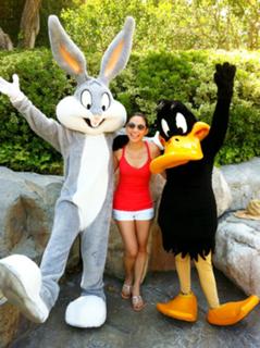 Arden Cho feet photo thumbnail