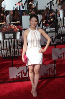 Arden Cho feet photo thumbnail