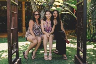 Arden Cho feet photo thumbnail