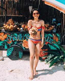 Arden Cho feet photo thumbnail