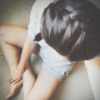 Arden Cho feet photo thumbnail