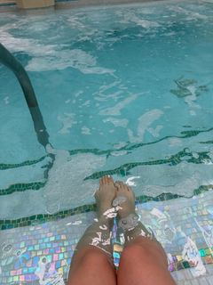 Arden Cho feet photo 2
