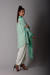 Areeba Habib feet photo 18