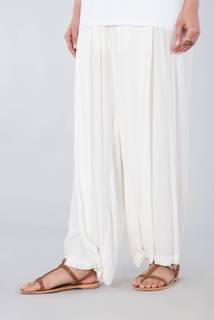 Areeba Habib feet photo 7