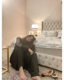 Areeba Habib feet photo 3