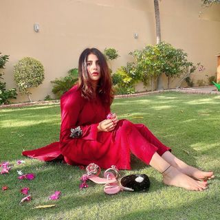 Areeba Habib feet photo 19