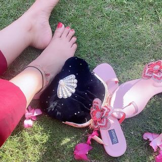 Areeba Habib feet photo 18