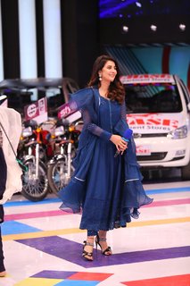 Areeba Habib feet photo 16