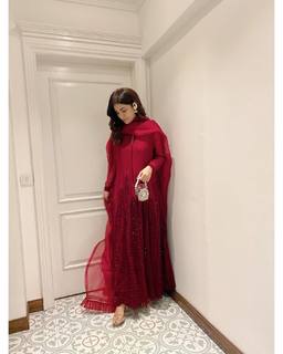 Areeba Habib feet photo 15