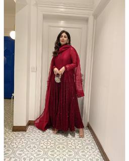 Areeba Habib feet photo 12