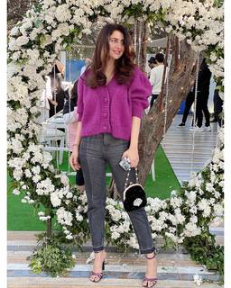 Areeba Habib feet photo 10