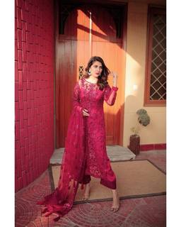 Areeba Habib feet photo 19