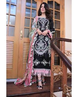 Areeba Habib feet photo 5
