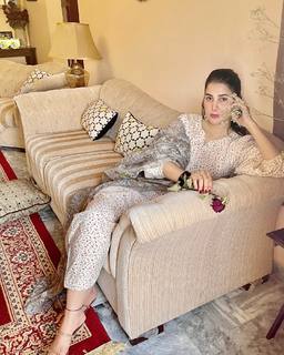 Areeba Habib feet photo 14