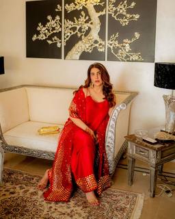 Areeba Habib feet photo 5