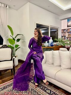 Areeba Habib feet photo 7