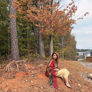 Areeba Habib feet photo 8