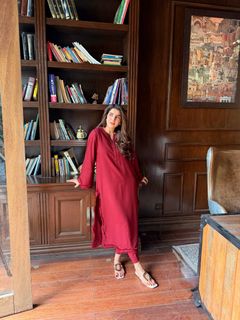 Areeba Habib feet photo 7
