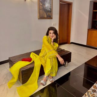 Areeba Habib feet photo 5