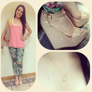 Arely Tellez feet photo 2