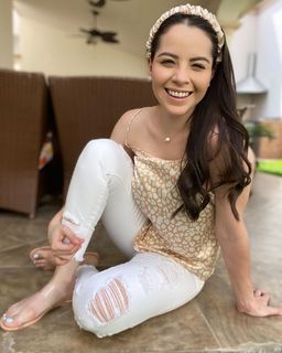 Arely Tellez feet photo 2