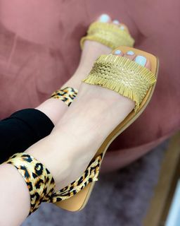 Arely Tellez feet photo 16