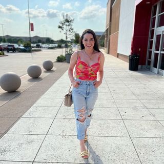 Arely Tellez feet photo 1