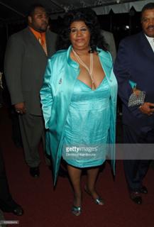 Aretha Franklin feet photo 11