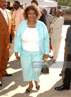 Aretha Franklin feet photo 6
