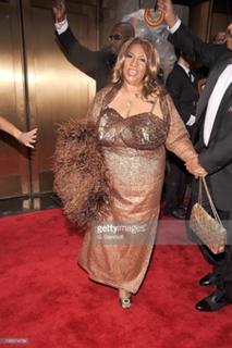 Aretha Franklin feet photo 17