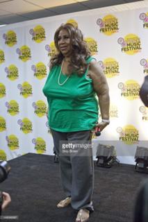 Aretha Franklin feet photo 10