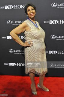 Aretha Franklin feet photo 3