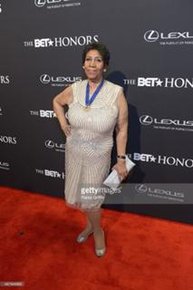 Aretha Franklin feet photo 18