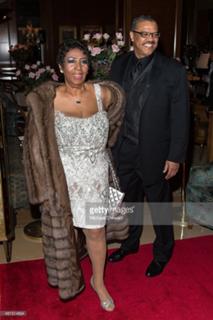 Aretha Franklin feet photo 10