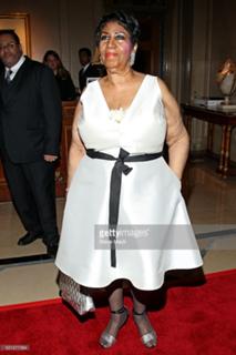 Aretha Franklin feet photo 7