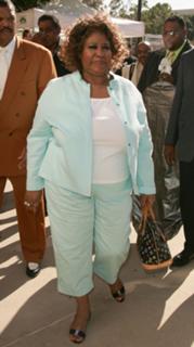 Aretha Franklin feet photo 3