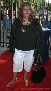 Aretha Franklin feet photo 1