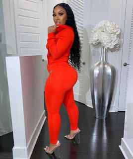 Ari Fletcher feet photo thumbnail