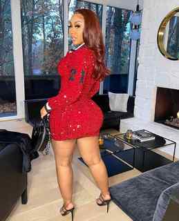 Ari Fletcher feet photo thumbnail