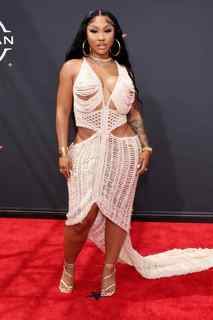 Ari Fletcher feet photo thumbnail